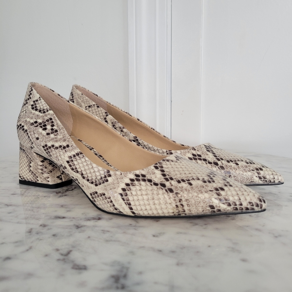 NWOT Franco Sarto Romi Pump